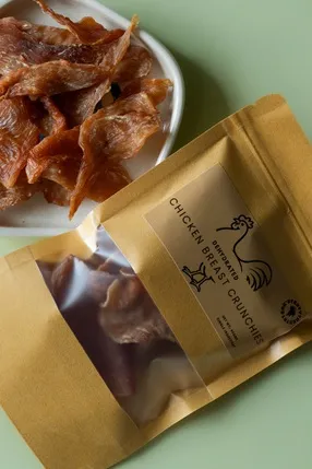 Chicken Breast Crunchy dog treats made from 100% pure dehydrated chicken breast